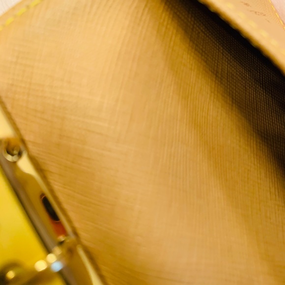 ‼️Sold‼️💯 Louis Vuitton classic pm agenda - Picture 6 of 9